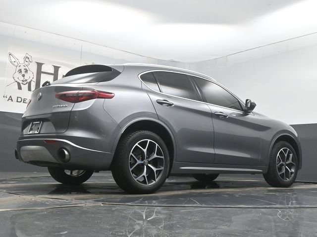 Used 2020 Alfa Romeo Stelvio Ti image 32