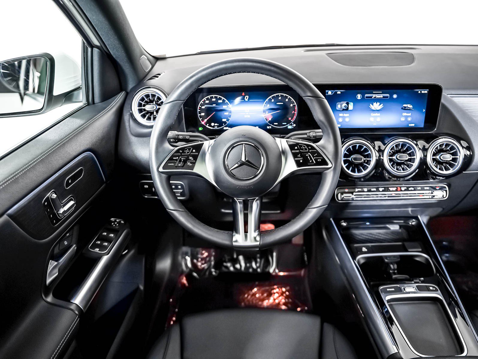 Used 2026 Mercedes-Benz GLA 250 4MATIC image 15