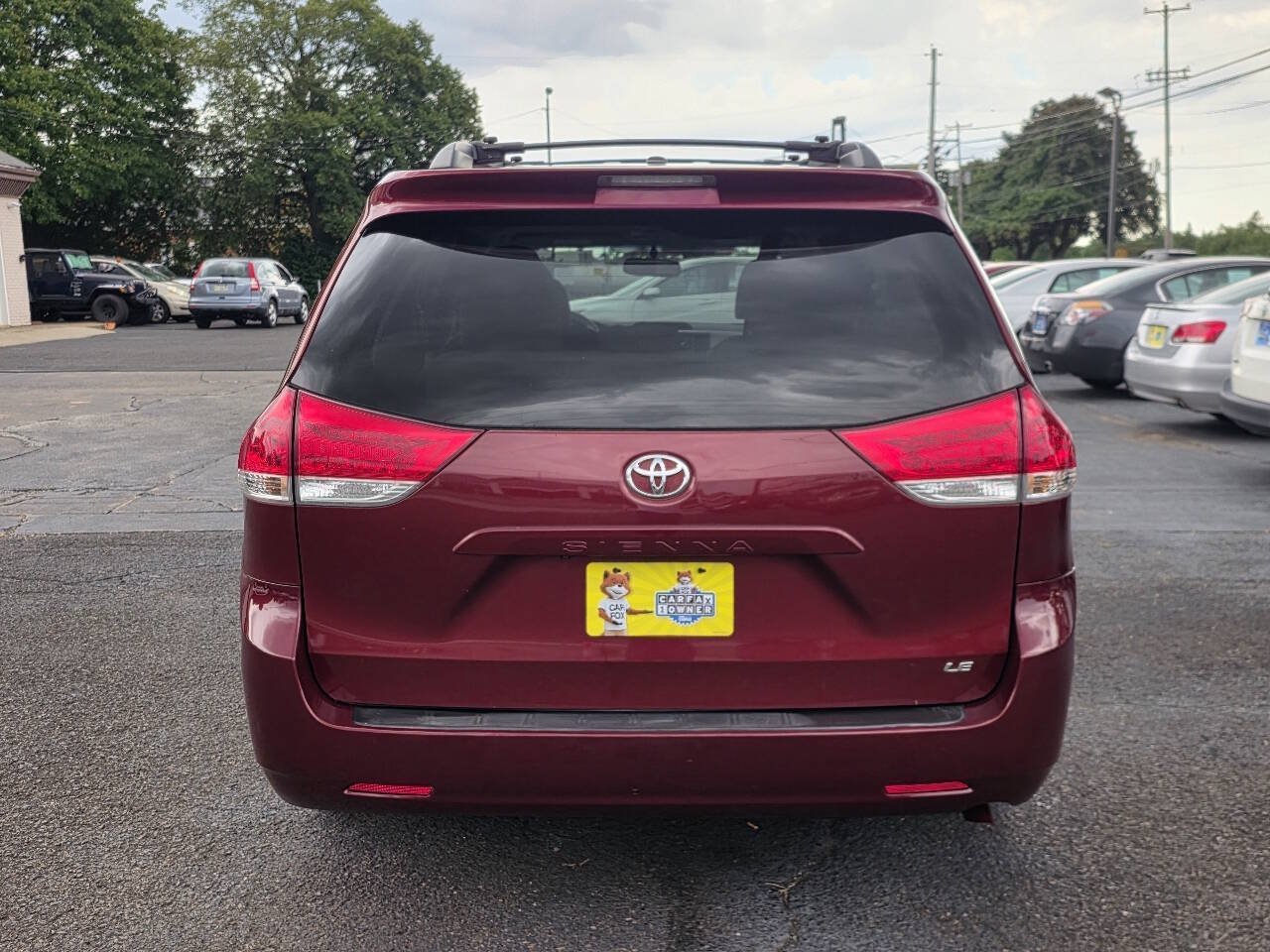 Used 2013 Toyota Sienna LE w/ Towing Pkg FWD image 7