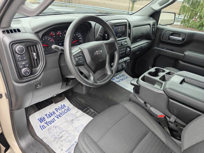 Used 2022 Chevrolet Silverado 1500 Custom Trail Boss w/ LPO, Dark Essentials Package image 12