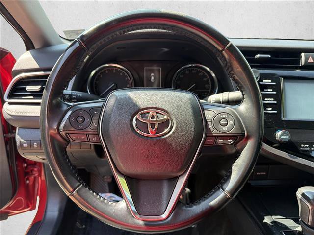 Used 2020 Toyota Camry SE FWD image 14