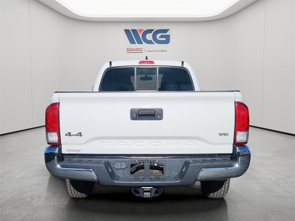 Used 2017 Toyota Tacoma SR5 image 12