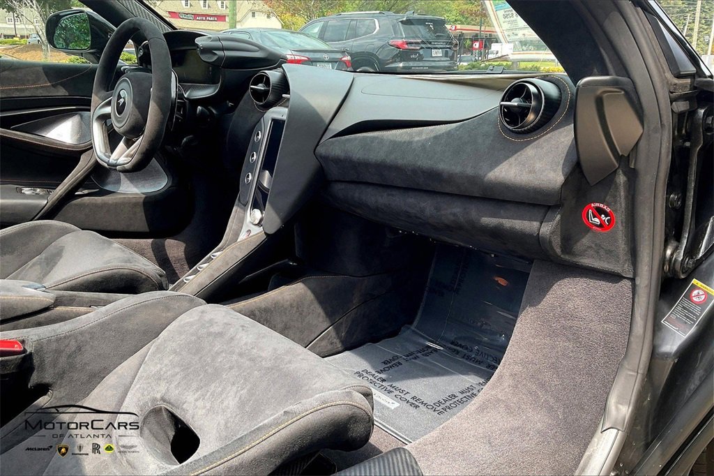 Used 2024 McLaren 750S Spider image 15