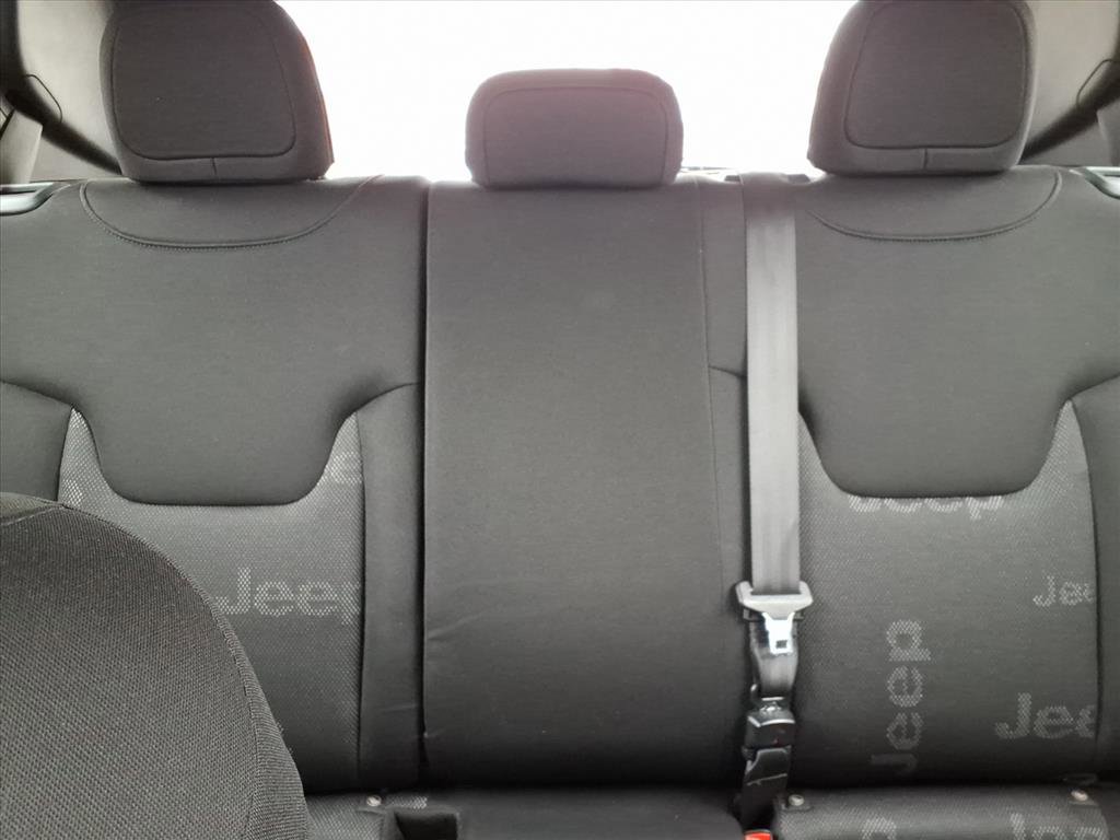 Used 2016 Jeep Renegade Sport w/ Power & Air Group image 27