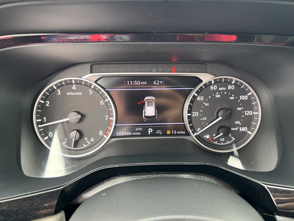 Used 2024 Nissan Pathfinder SV AWD/4WD image 42