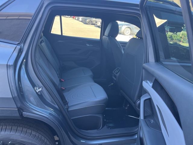 New 2026 Volkswagen Tiguan SE R-Line AWD/4WD image 25