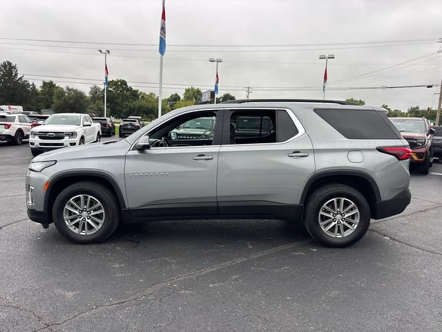 Used 2023 Chevrolet Traverse LT FWD image 4
