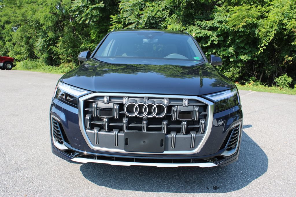 New 2025 Audi Q7 3.0T Premium Plus AWD/4WD image 3