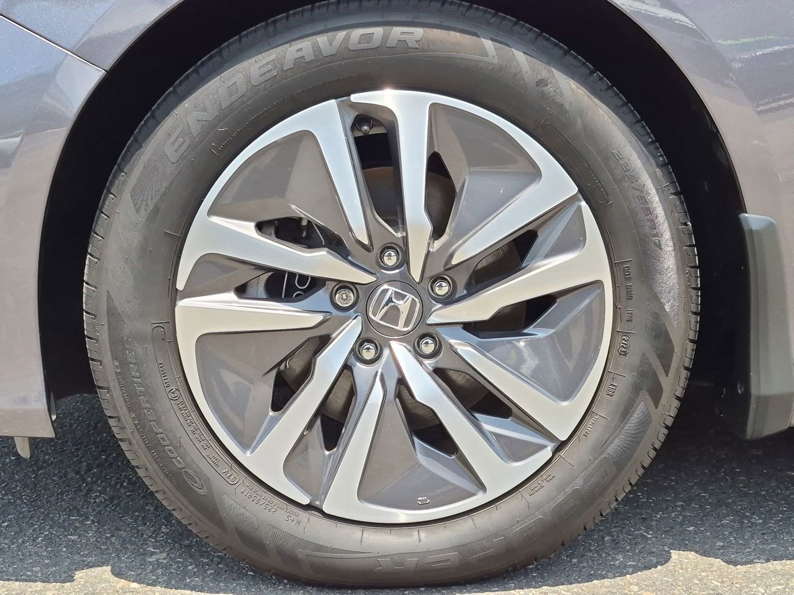 Used 2021 Honda Accord EX image 12
