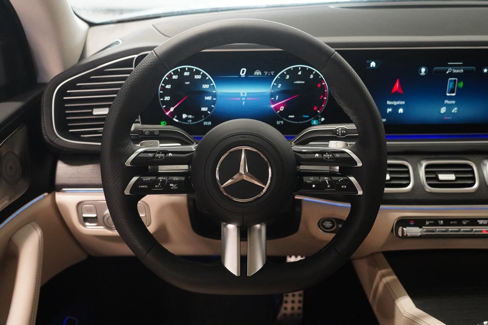 New 2026 Mercedes-Benz GLS 450 4MATIC image 19