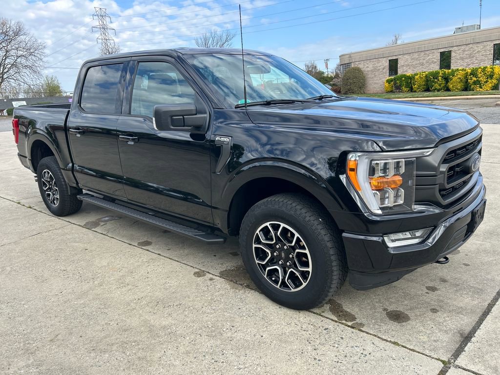 Used 2022 Ford F150 XLT w/ Equipment Group 302A High AWD/4WD image 9