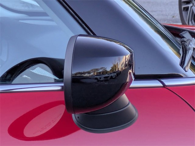 Used 2020 MINI Cooper SE w/ 6.5" Touchscreen Package image 14