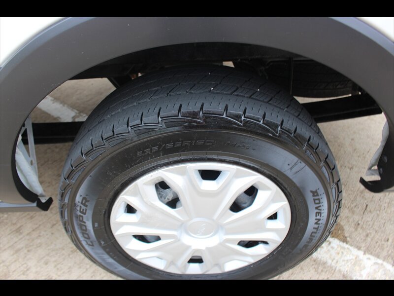 Used 2022 Ford Transit 350 XLT RWD image 30