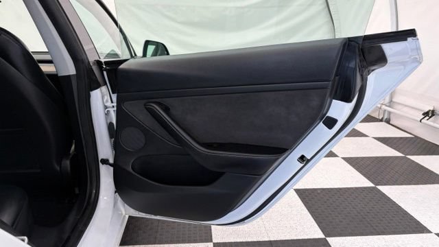 Used 2021 Tesla Model 3 Standard Range Plus RWD image 25