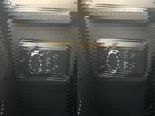 New 2025 Ford Escape ST-Line w/ Cold Weather Package image 19