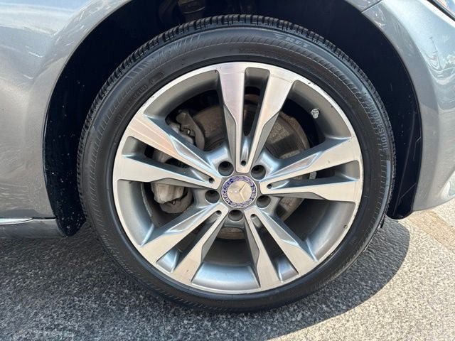 Used 2017 Mercedes-Benz C 300 4MATIC Sedan image 31