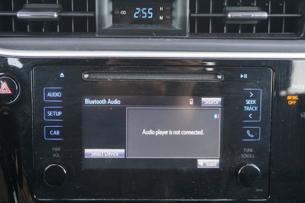 Used 2017 Toyota Corolla SE image 8