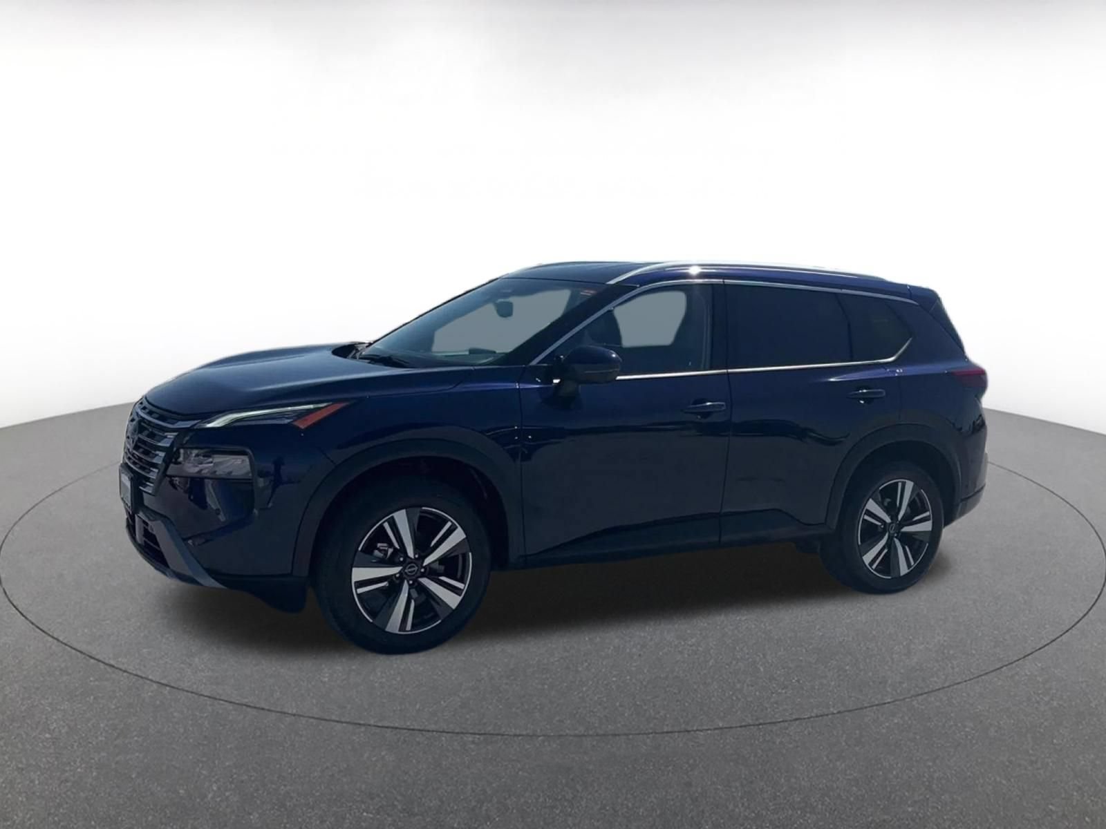 Used 2026 Nissan Rogue SL FWD image 7