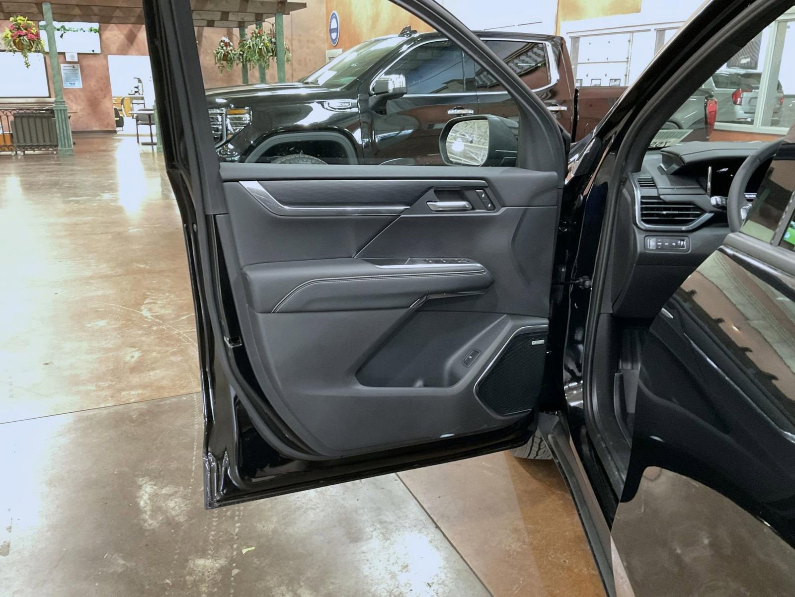 New 2026 GMC Acadia Elevation w/ Elevation Premium Package image 9