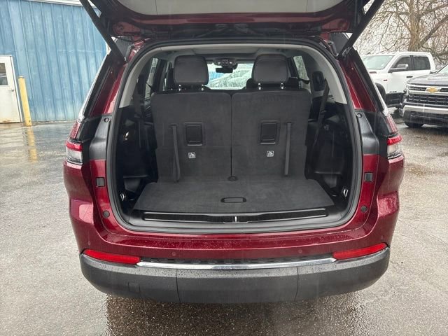 Used 2023 Jeep Grand Cherokee L Limited w/ Luxury Tech Group II image 27