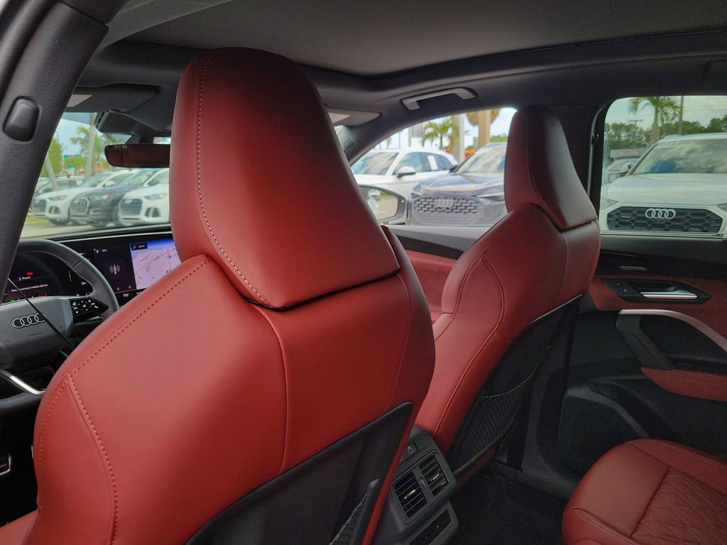 New 2025 Audi SQ5 Premium Plus image 24