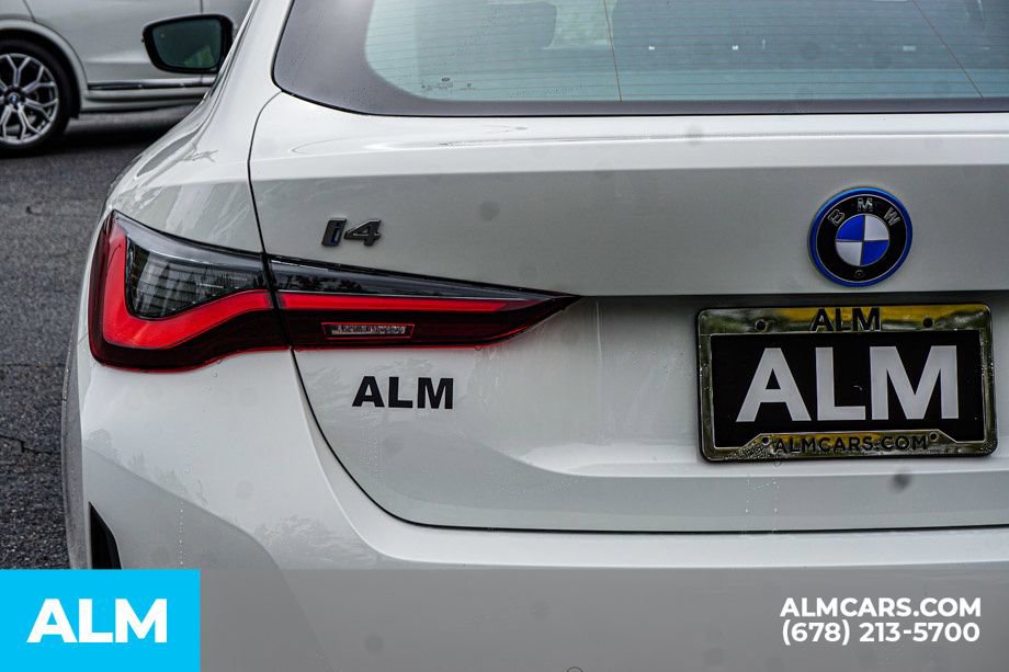 Used 2025 BMW i4 eDrive40 image 15