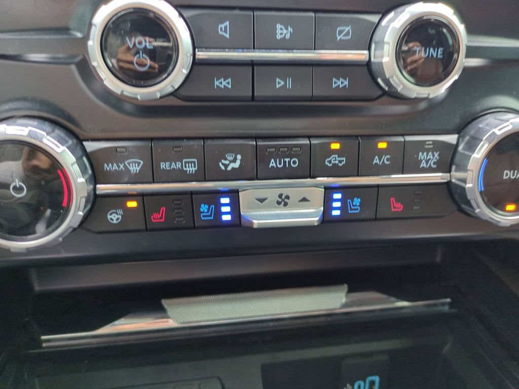 Used 2023 Ford F250 King Ranch w/ Chrome Package AWD/4WD image 27