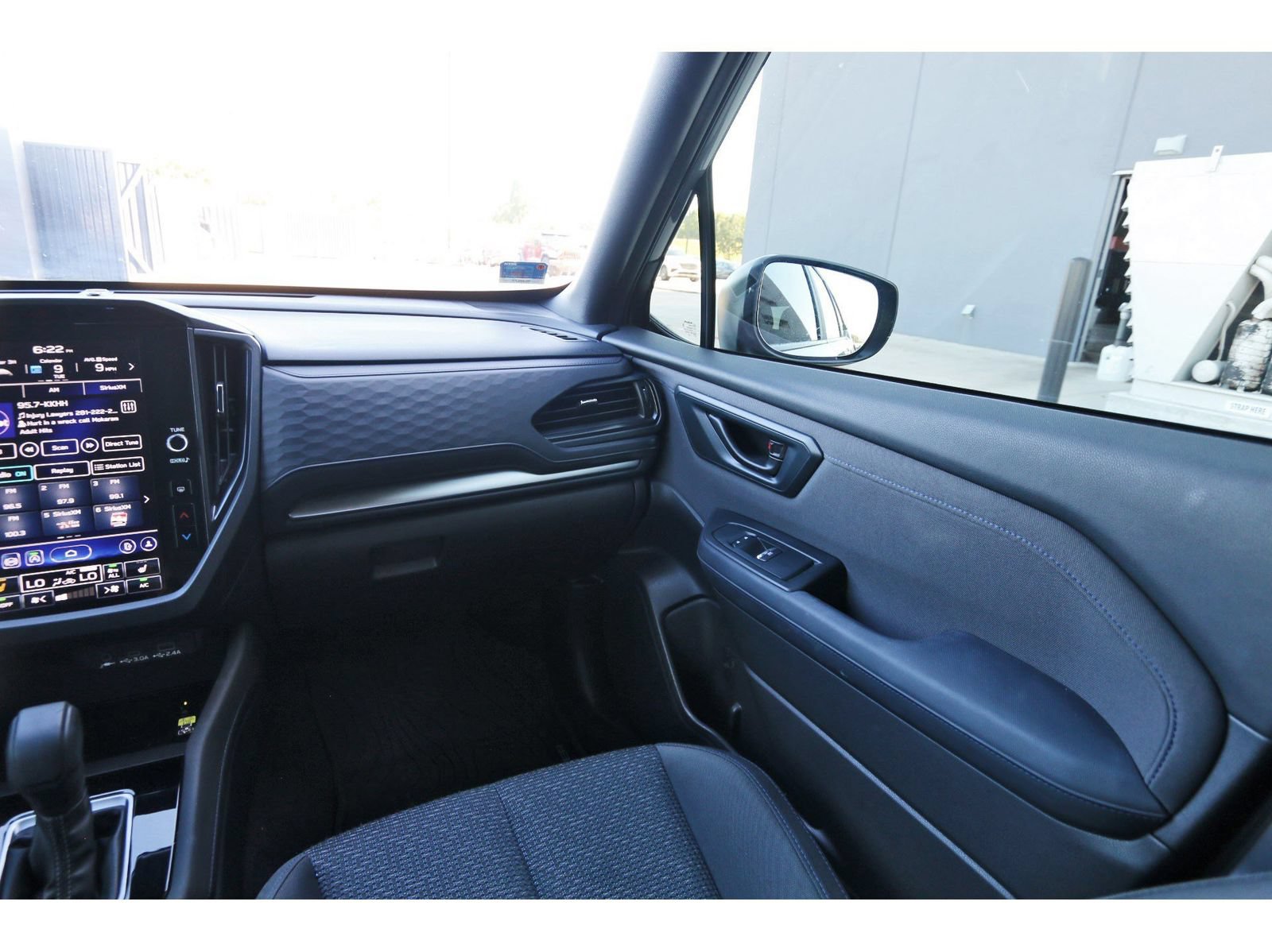 Used 2025 Subaru Forester Premium w/ Convenience Package #1 AWD/4WD image 12