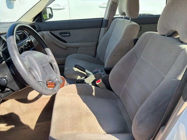 Used 2003 Subaru Outback Wagon image 9