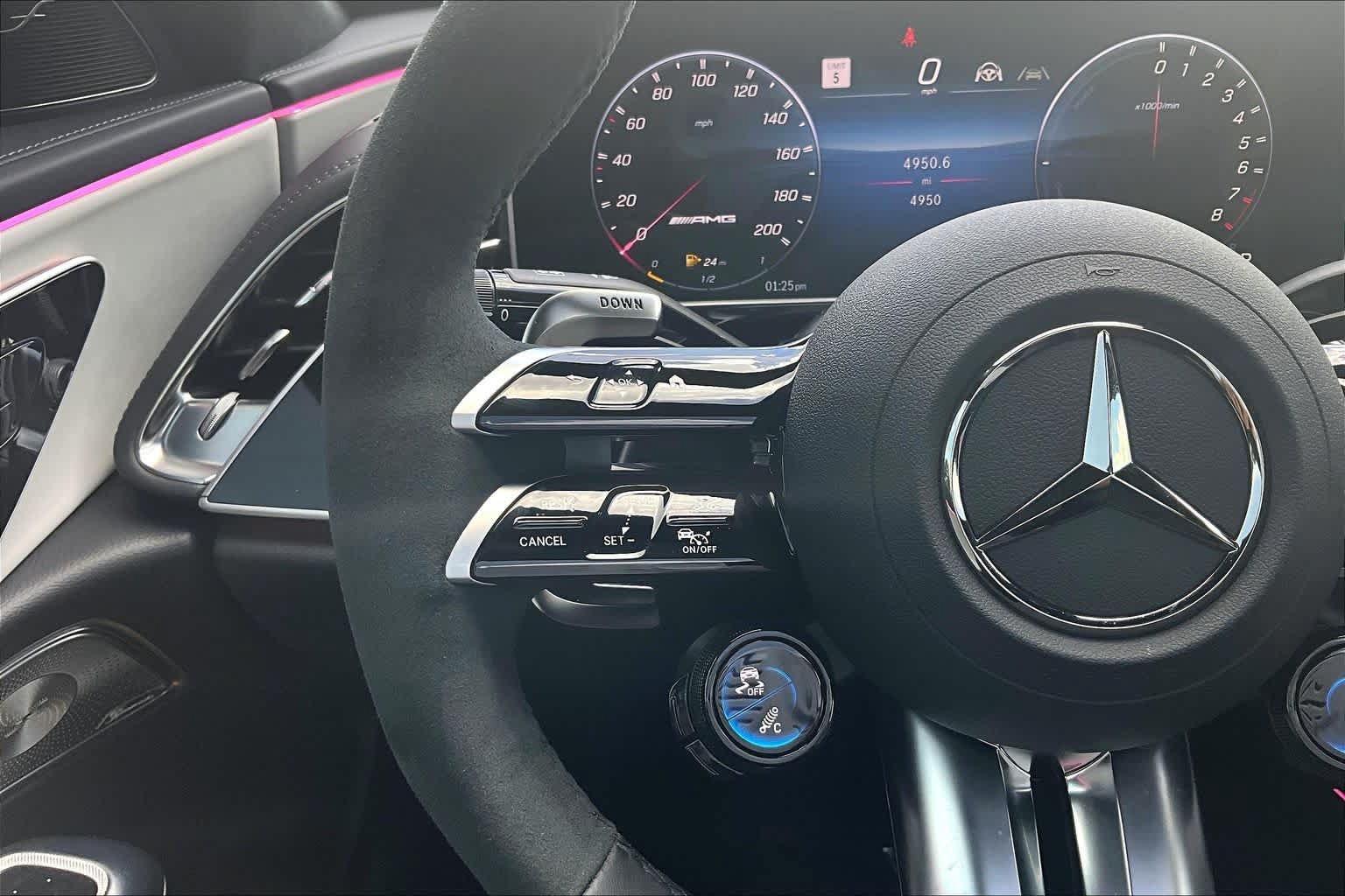 Used 2025 Mercedes-Benz E 53 AMG e 4MATIC Sedan image 24