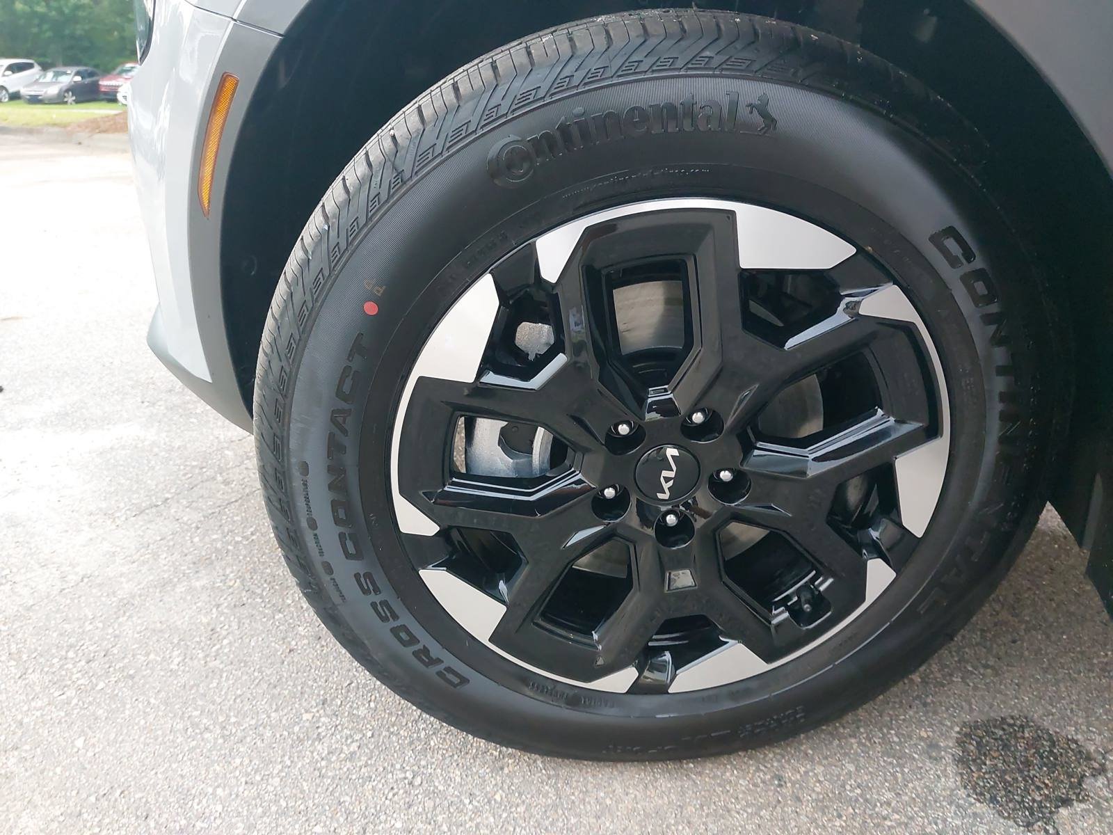 New 2026 Kia Sorento S w/ S Panoramic Sunroof Package FWD image 34