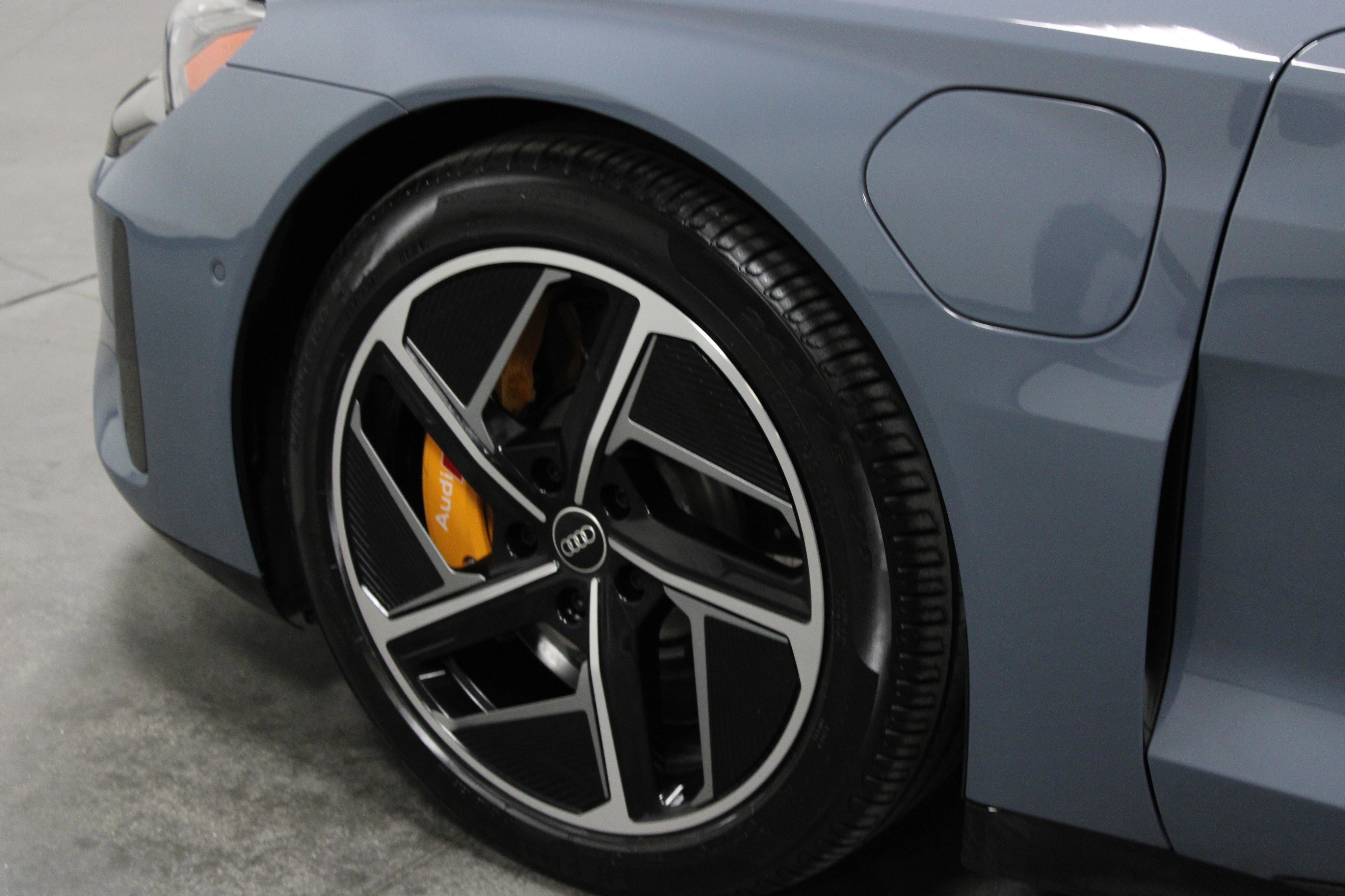 Used 2023 Audi RS e-tron GT w/ Carbon Performance Package image 10