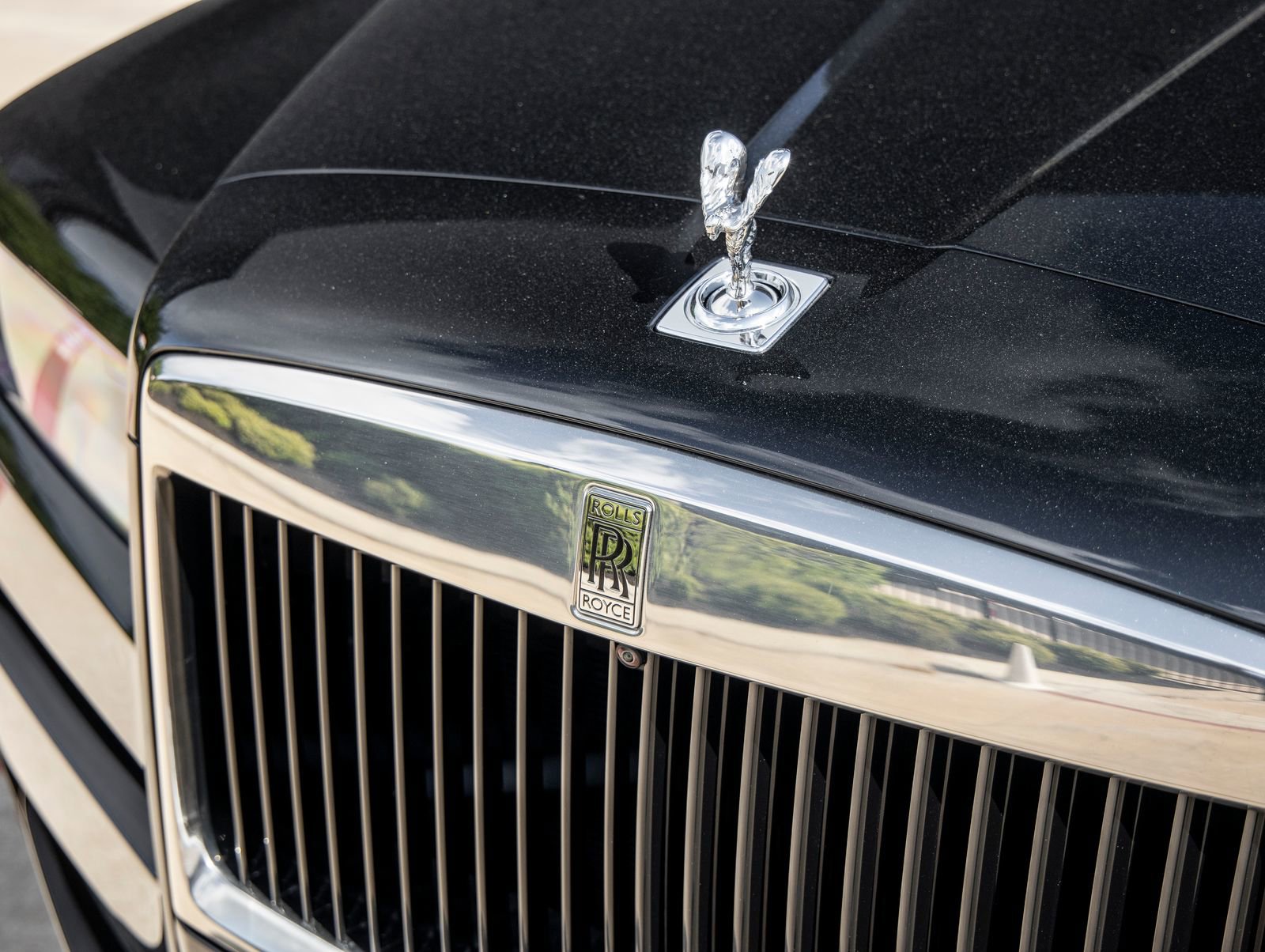 Certified 2023 Rolls-Royce Cullinan w/ Dark Exterior Package image 20