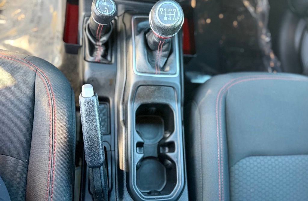 Used 2022 Jeep Gladiator Rubicon w/ Cold Weather Group AWD/4WD image 20