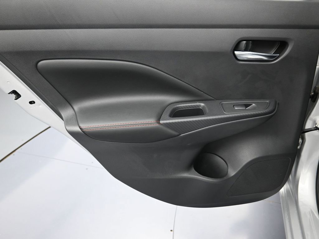 New 2025 Nissan Versa SR w/ Trunk Package FWD image 19