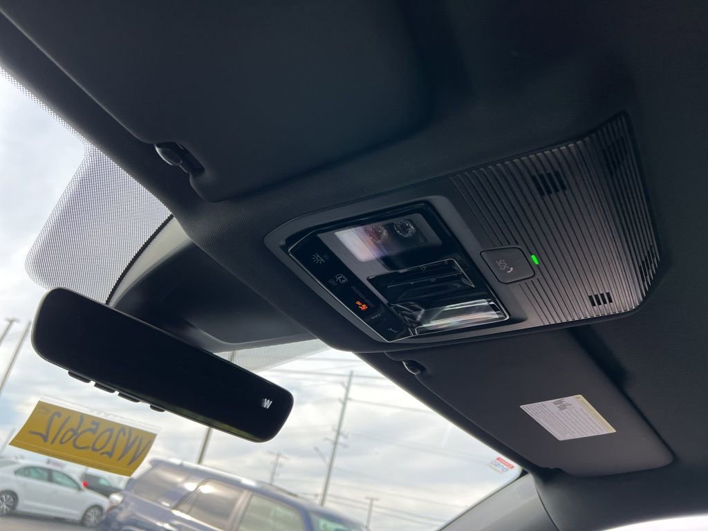 New 2026 Volkswagen Atlas Cross Sport SE image 22