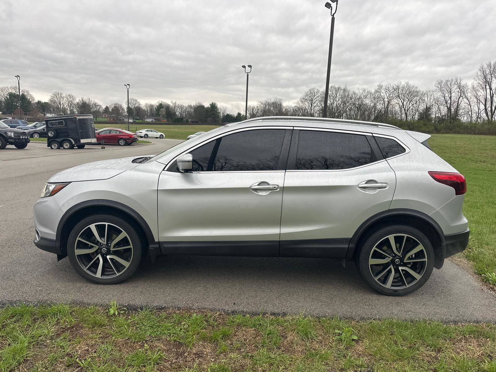 Used 2019 Nissan Rogue Sport SL w/ Premium Package image 8