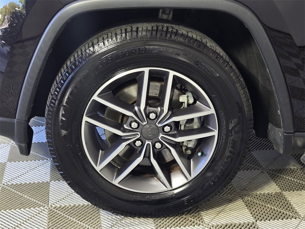 Used 2021 Jeep Grand Cherokee Limited image 5