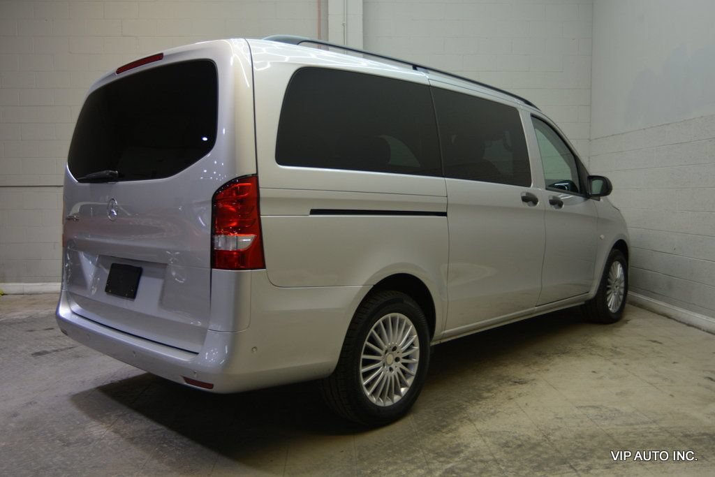 Used 2017 Mercedes-Benz Metris Passenger image 32