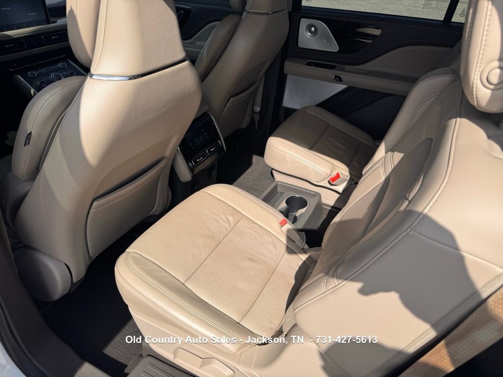 Used 2020 Lincoln Aviator Reserve w/ Equipment Group 202A AWD/4WD image 20