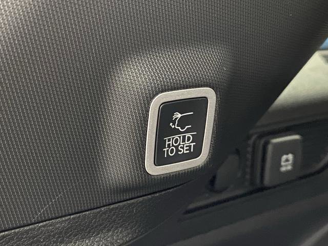 New 2026 Jeep Grand Cherokee Altitude image 16