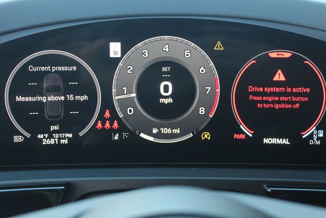 Certified 2025 Porsche Cayenne Base image 19