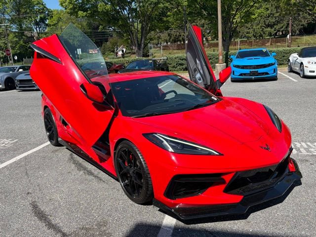 Used 2021 Chevrolet Corvette Stingray Preferred Cpe w/ Z51 Performance Package RWD image 2