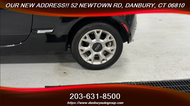 Used 2017 FIAT 500 Lounge FWD image 8