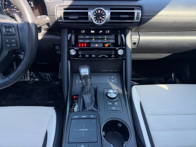 Used 2021 Lexus IS 350 F Sport w/ Navigation Package RWD image 15