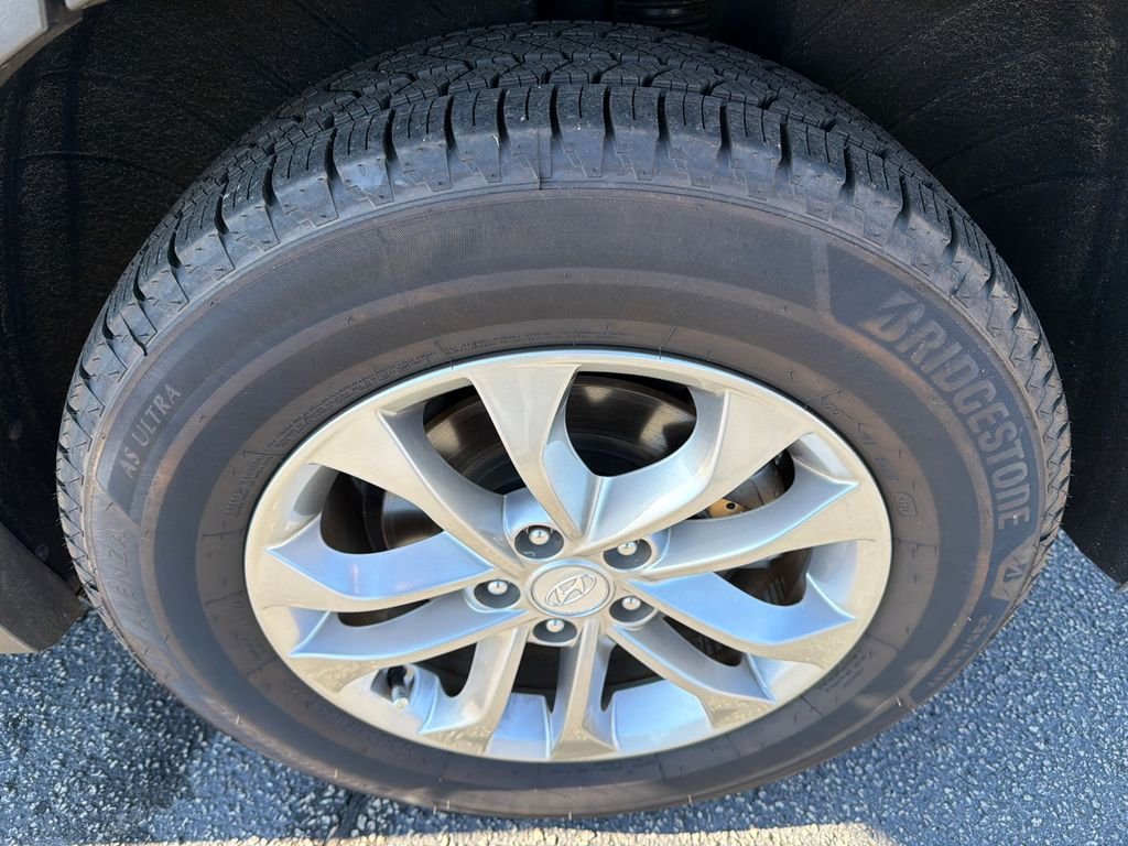 Used 2020 Hyundai Santa Fe SEL FWD image 19