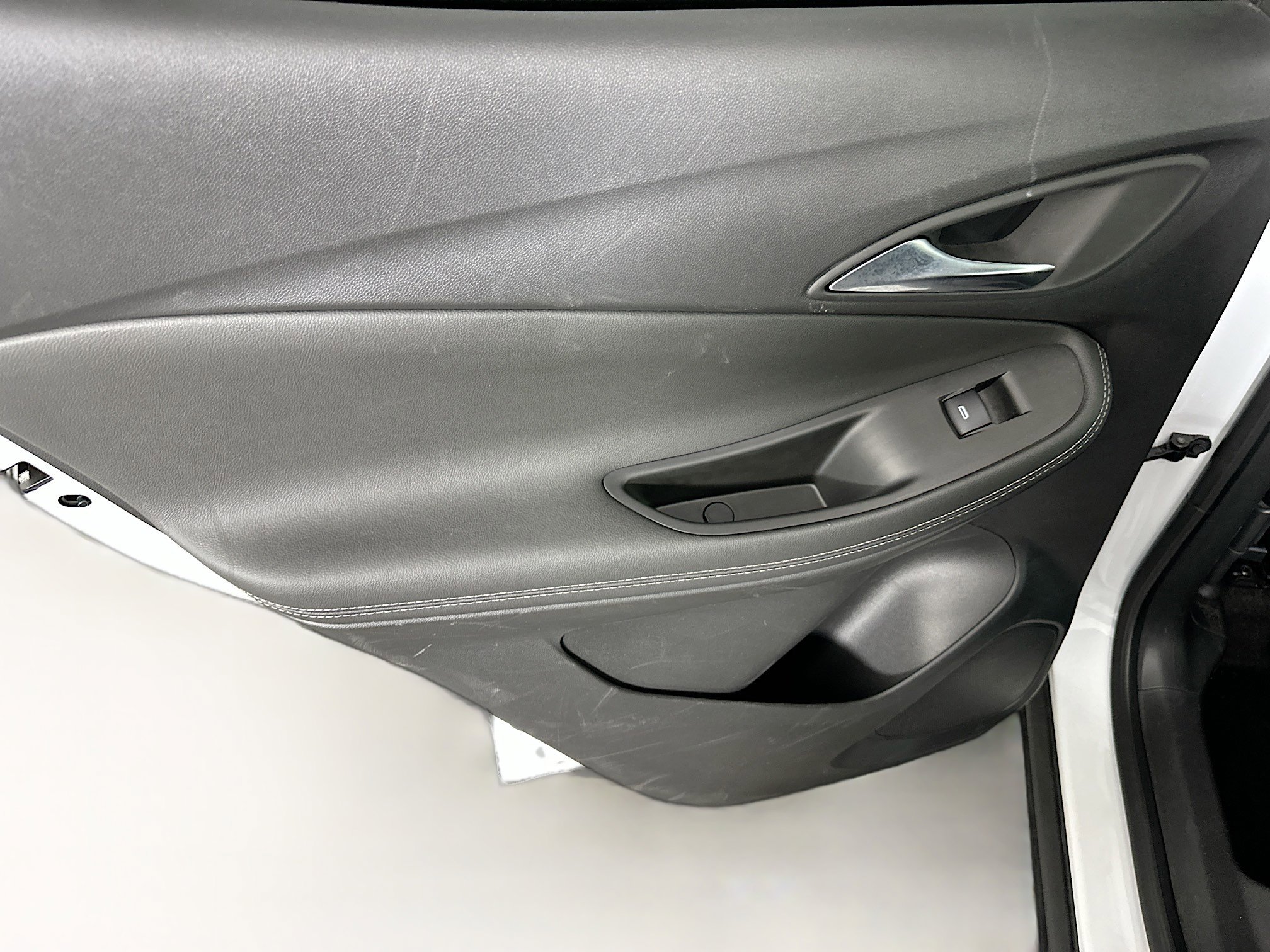 Used 2024 Buick Encore GX Preferred image 25