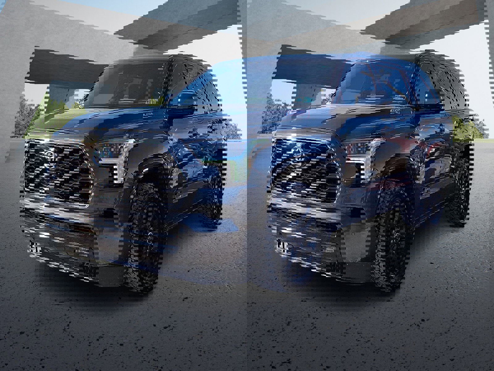 Used 2023 Toyota Sequoia Platinum image 3