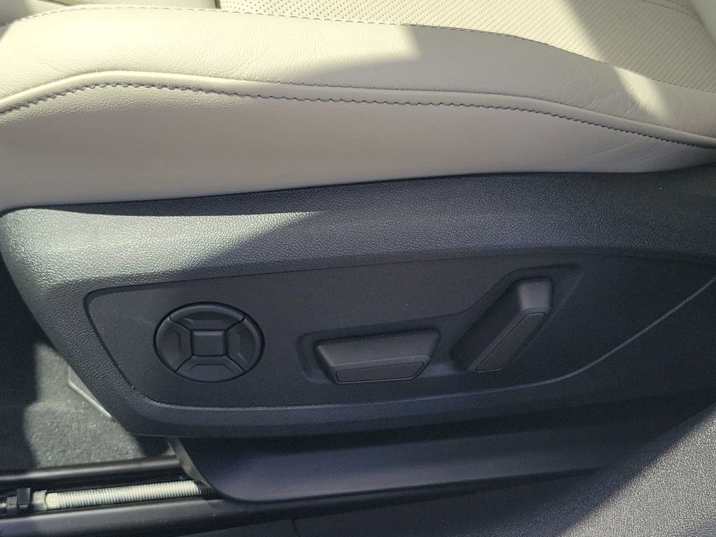 New 2026 Audi A6 Premium Plus image 17