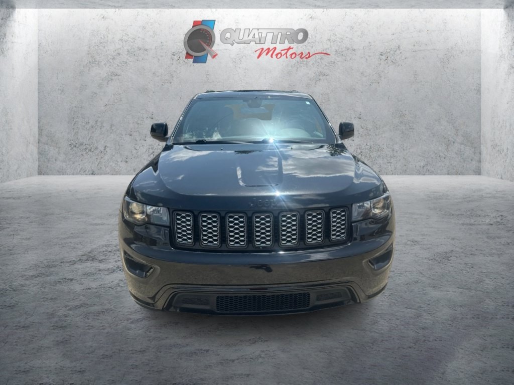 Used 2021 Jeep Grand Cherokee Laredo X AWD/4WD image 9